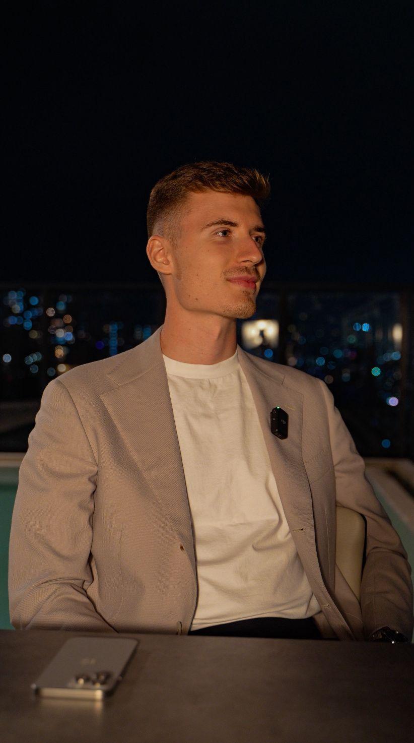 Nico D.